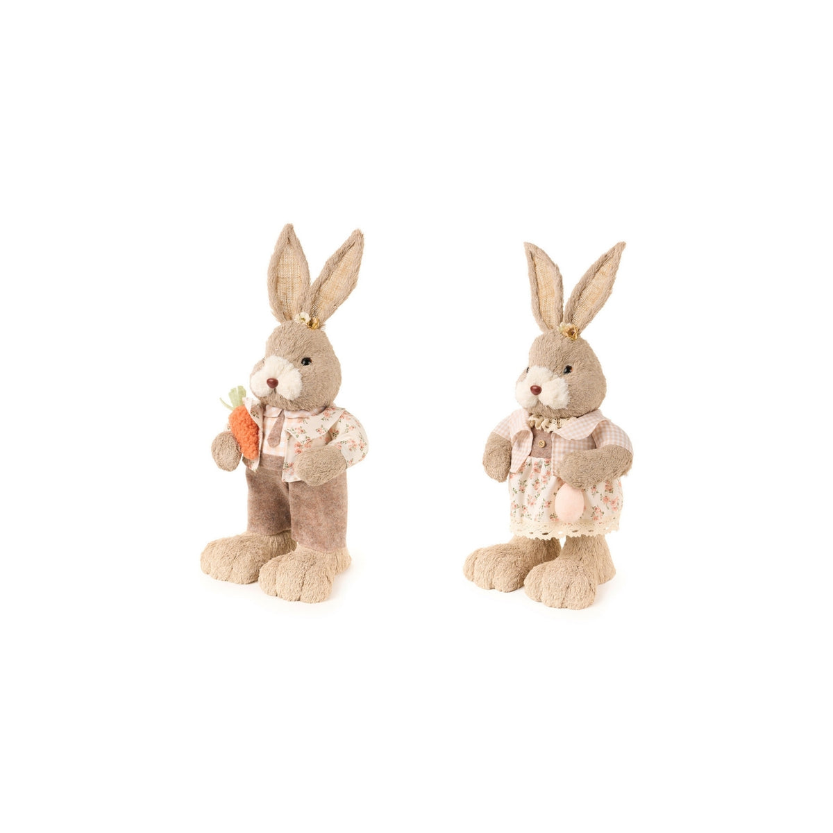 Celebra la Pasqua con la Coppia Coniglietti Lui e Lei! Dimensioni singolo coniglietto: cm 26 x 20 x h 56. In negozio e online su tuttochic.live