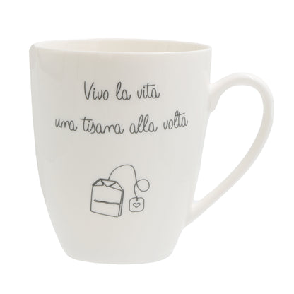 Mug in porcellana bianca decorata. Capacità 450 ml. In negozio e online su tuttochic.live