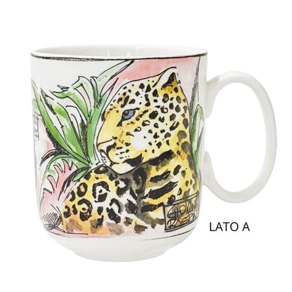 Mug in porcellana bianca con leopardo a rilievo di Giovanni Raspini.