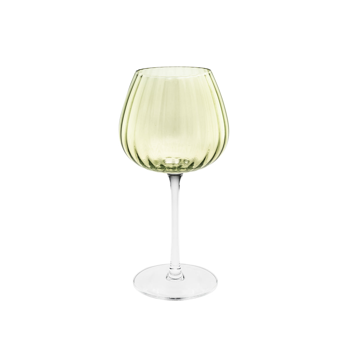 Rendete unica ogni occasione con il set di calici trasparenti della collezione Prismia di Rose & Tulipani. Realizzati in pregiato vetro soffiato e arricchiti da un delicato colore verde trasparente. Capacità: 460 ml - Dimensioni: cm 10 x 20 h. In negozio e online su tuttochic.live 