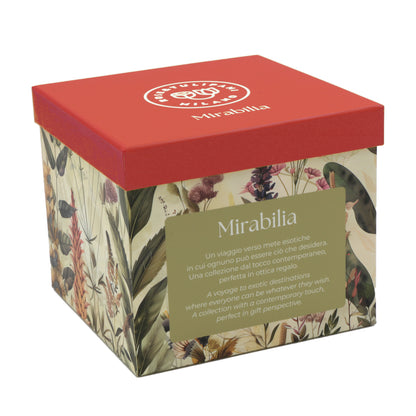 Tazza da tè con teiera superiore in porcellana decorata. Mirabilia, una collezione dal tocco contemporaneo. In negozio e online su tuttochic.live
