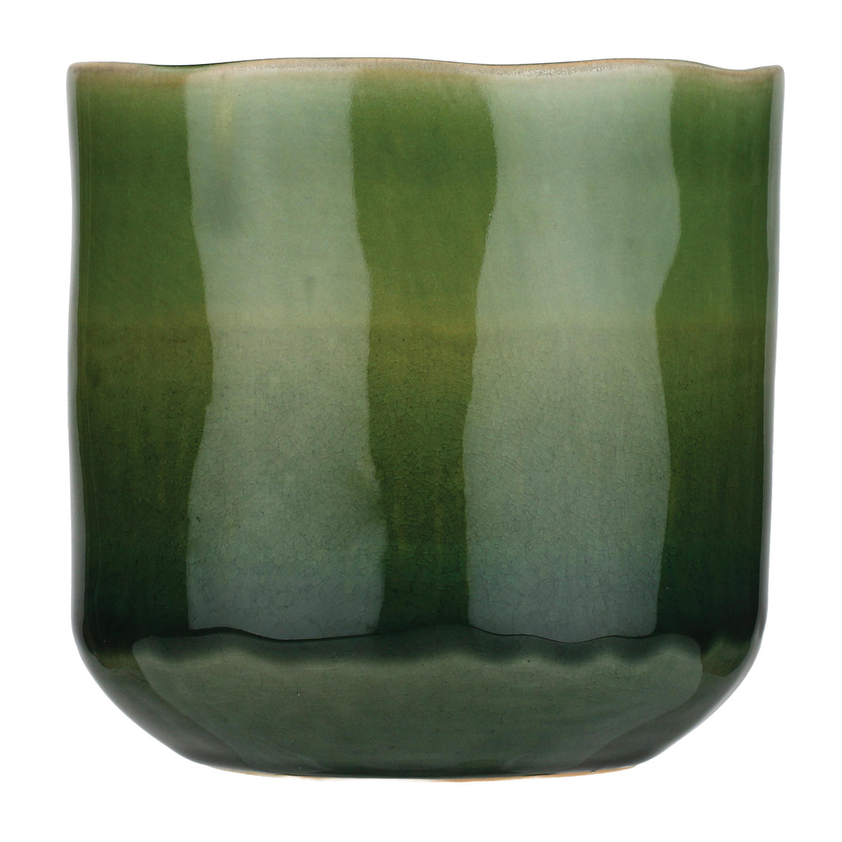Cachepot in gres decorato con smalto craquelè di colore verde sono pronte a ospitare piante e fiori, per rispondere a un gusto sobrio ed elegante. In negozio e online su tuttochic.live