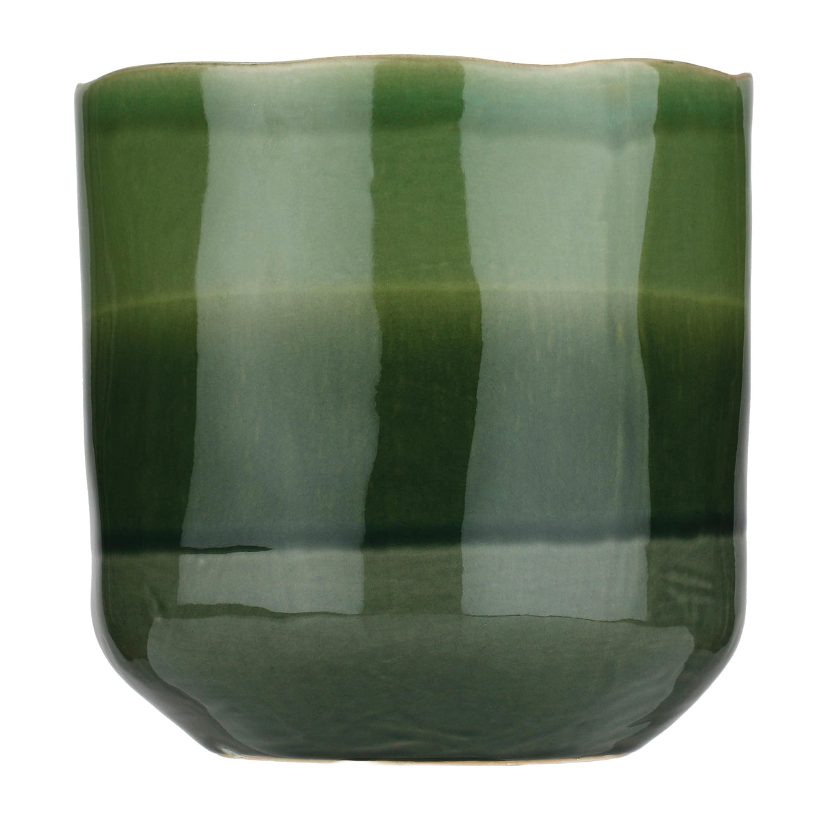 Cachepot in gres decorato con smalto craquelè di colore verde sono pronte a ospitare piante e fiori, per rispondere a un gusto sobrio ed elegante. In negozio e online su tuttochic.live