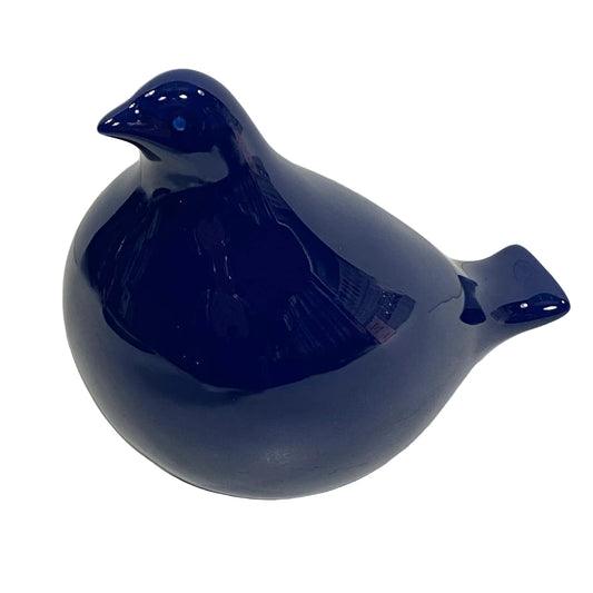 Scultura di colomba in ceramica smaltata blu profondo, finitura lucida e profonda, design moderno artigianale per home decor, Tutto Chic.
