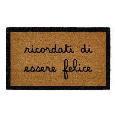 Accogli i tuoi ospiti con un sorriso e un'atmosfera positiva grazie a questo zerbino in fibra di cocco con la divertente scritta "ricordati di essere felice". Lasciamo entrare solo allegria nella tua casa! Dimensioni: 45 x 75 cm Disegnato in Italia. In negozio e online su tuttochic.live