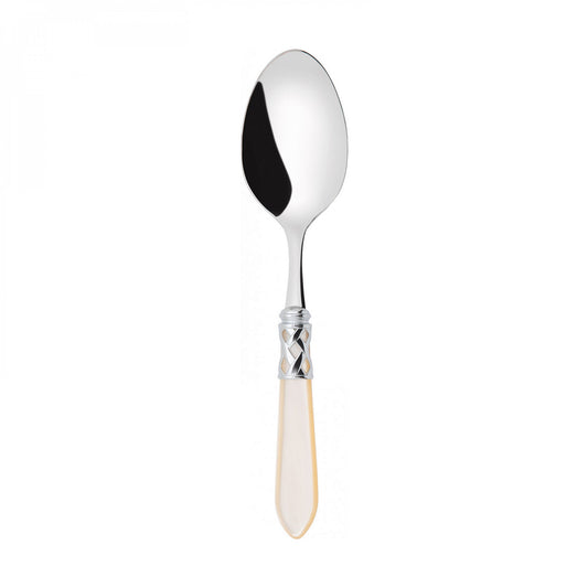 Cucchiaio per servire insalata, colore avorio, finitura madreperlata, realizzato in acciaio inox 18/10, da un elegante manico in acrilico unito a una preziosa ghiera intrecciata con finitura acciaio lucido. Sono lavabili in lavastoviglie. Dimensioni: cm 5 x 24. Made in Italy. In negozio e online su tuttochic.live