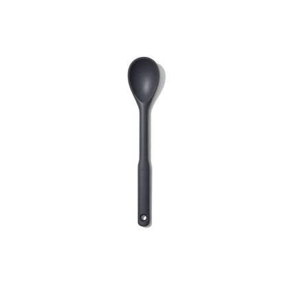 Questo cucchiaio da cucina multiuso è progettato con una forma arrotondata per adattarsi perfettamente alle curve di pentole e padelle, così puoi raccogliere fino all'ultimo pezzettino. Lavabile in lavastoviglie per una facile pulizia. Dimensioni: 33 x 5,7 cm. In negozio e online su tuttochic.live