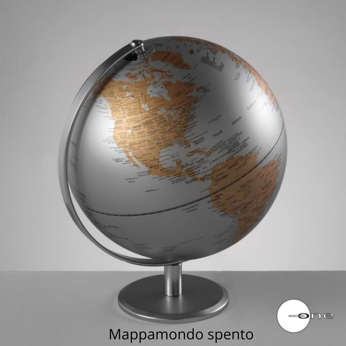Mappamondo illuminato di design Mascagni Casa, finitura metallizzata argento e bronzo con base in acciaio e cavo a spina, diametro 30cm, Tutto Chic.