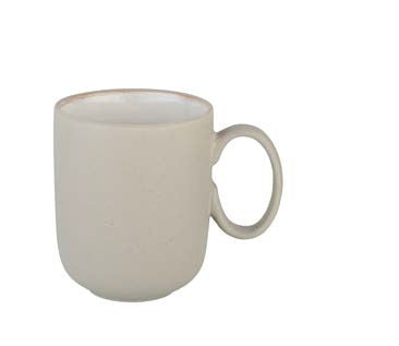 Esalta il tuo caffè con la Mug Arpeggio avorio! Realizzata in gres porcellanato Capacità: 400 ml. In negozio e online su tuttochic.live