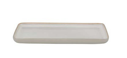Porta l'eleganza sulla tua tavola con il vassoio in gres Arpeggio avorio. Dimensioni: cm 25,5 x 13,5. In negozio e online su tuttochic.live