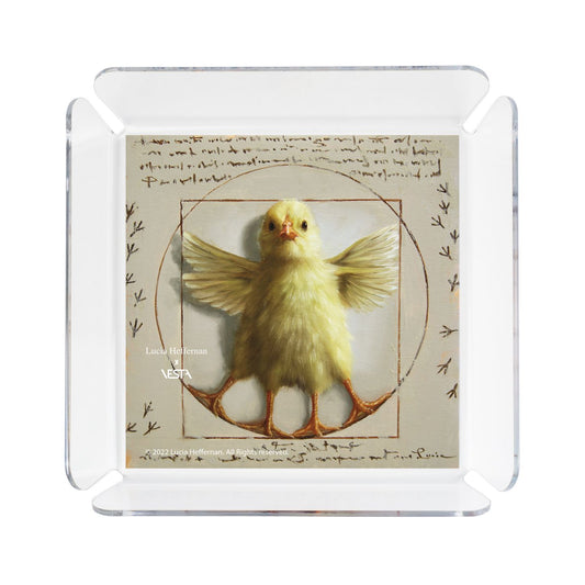 L’iconico vuotatasche Vesta Vitruvian Chick in cristallo acrilico diventa un oggetto ironico grazie alle immagini del fantastico mondo animale di Lucia Hefferrnan. Dimensioni: cm18x18 cm spessore 4 mm. In negozio e online su tuttochic.live