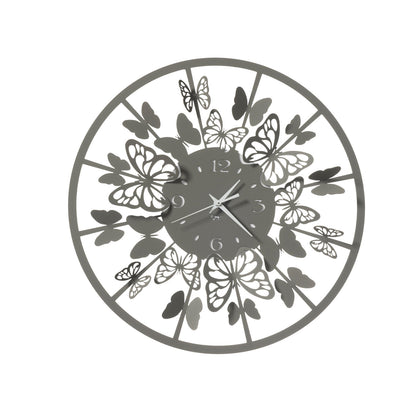 Orologio da parete Sfarfallio piccolo in metallo di colore fango è un complemento d’arredo ispirato alla natura, in particolar modo alle farfalle. Questo orologio è perfetto in camera da letto, ma anche in ufficio e nelle varie zone della casa. Dimensioni: Ø 41 cm. In negozio e online su tuttochic.live