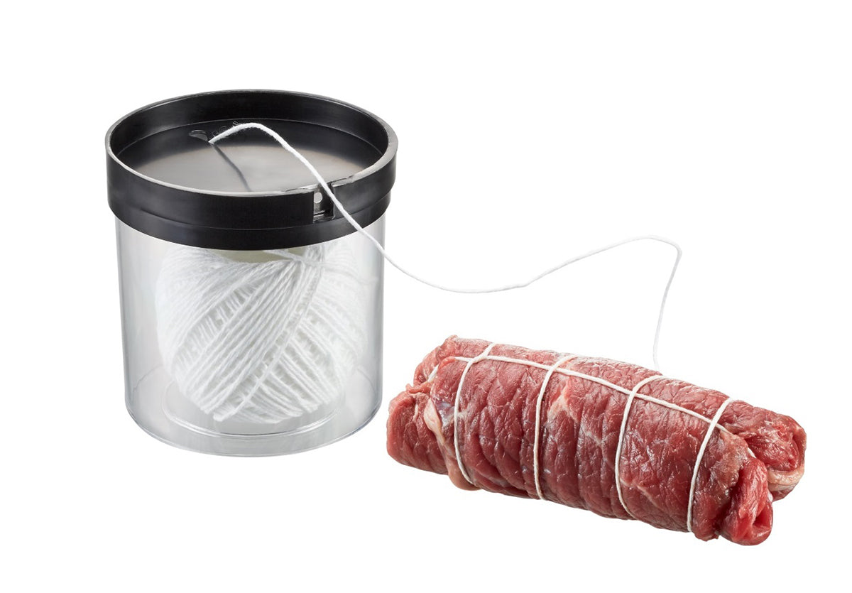 Foglie di cavolo ripiene, olive di manzo o arrosti arrotolati: lo spago da cucina li tiene tutti in perfetta forma mentre vengono cotti in pentola o in forno. per arrosti, olive di manzo e altro ancora 50 m di spago forte e robusto resistente al calore fino a 175°C. In negozio e online su tuttochic.live