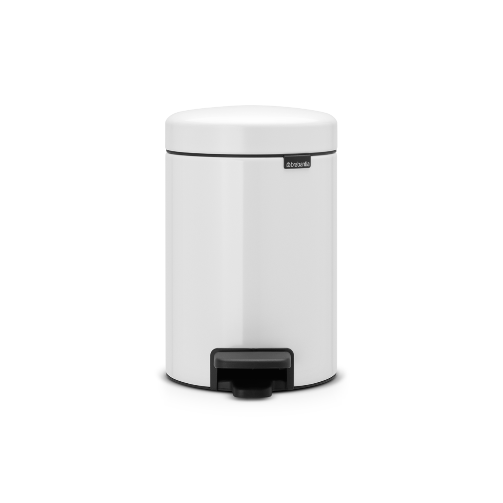 Pattumiera a pedale da 3 litri bianca. Coperchio anti-odore e chiusura rallentata, facile da aprire e pulire. Perfetta per la stanza da bagno, la toilette o qualsiasi altra stanza in cui sia necessaria una piccola pattumiera. Peso 0.8 kg Dimensioni: h 26,4 x ø 16,8 cm. In negozio e online su tuttochic.live