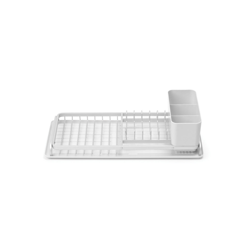 Scolapiatti Compatto grigio chiaro. Può contenere fino a 5 piatti, ma è anche adatto per bicchieri, tazze ecc. ed è realizzato con materiali resistenti alla corrosione. Contenitore per posate rimovibile. Dimensioni Altezza: 12,6 cm Lunghezza: 46,3 cm Larghezza : 20 cm Peso: 0,9 Kg. In negozio e online su tuttochic.live