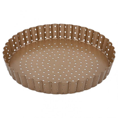 Teglia tonda per Quiche e Crostata cm 30 in acciaio al carbonio forato per una migliore circolazione dell'aria con rivestimento antiaderente facile da pulire Ø 30 cm Altezza 3 cm Che siano salate o dolci, torte salate e crostate vengono particolarmente bene con questi stampi forati. In negozio e online su tuttochic.live