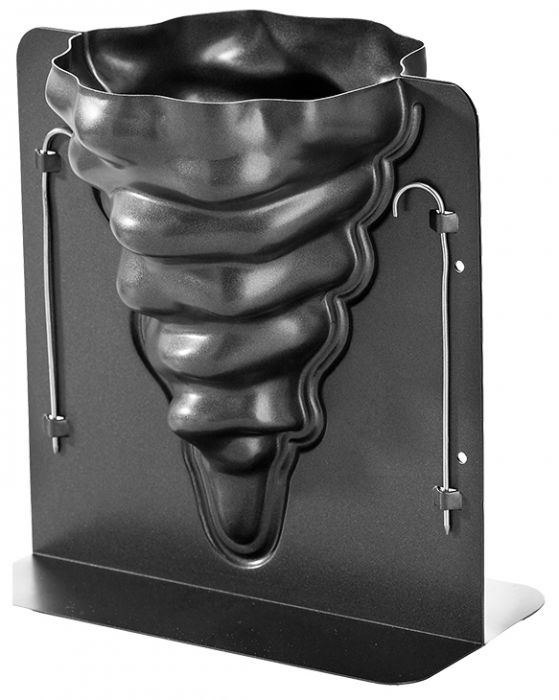 Stampo per abete tridimensionale in alluminio con antiaderente di alta qualità per la cottura in forno. Lo stampo contiene circa 750 ml e realizza un dolce di cm 13 di base e cm 19 di altezza. In negozio e online su tuttochic.live