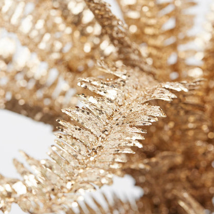 Ramo di Felce ornamentale artificiale con glitter oro. Dimensioni: altezza cm 56. In negozio e online su tuttochic.live