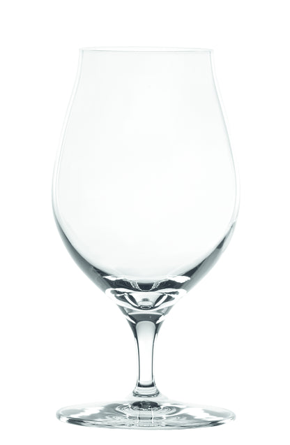 Set di 4 calici da birra artigianale invecchiata in botte in vetro cristallino. I bicchieri da birra classici di Spiegelau migliorano il piacere di bere birra. Dimensioni: mm 90 x 175 h - Capacità: 480 ml Lavabile in lavastoviglie. In negozio e online su tuttochic.live