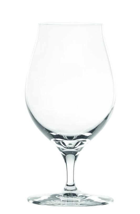 Set di 4 calici da birra artigianale invecchiata in botte in vetro cristallino. I bicchieri da birra classici di Spiegelau migliorano il piacere di bere birra. Dimensioni: mm 90 x 175 h - Capacità: 480 ml Lavabile in lavastoviglie. In negozio e online su tuttochic.live