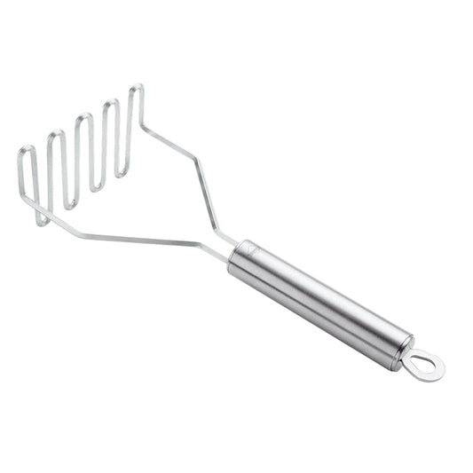 Schiacciapatate realizzato in acciaio inossidabile antiruggine, ha un filo quadrato appositamente sagomato. La lunghezza di 29 cm contribuisce anche a un lavoro piacevole. Può andare in lavastoviglie. In negozio e online su tuttochic.live