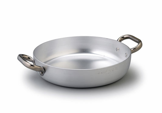 Tegame in alluminio per induzione con due maniglie inox. Arrostire - Brasare - Stufare Il tegame è in tipo di strumento usato in cucina, affine alla casseruola bassa. E' caratterizzato da: fondo ampio, pareti non molto alte, due manici e può essere dotato di coperchio. In negozio e online su tuttochic.live