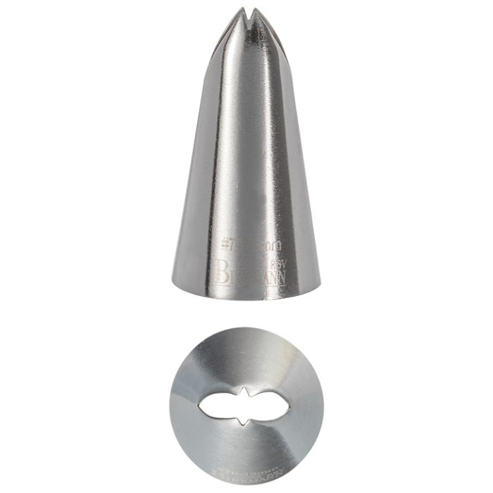 Bocchetta N. 70 a foglia per sac a poche realizzato in un unico pezzo in acciaio inox, ideale per creare decorazioni artistiche su cupcake, crostate e pasticcini. Dimensioni: 2,4 x 2,4 x 4,4 cm, foro di uscita Ø 13 mm. In negozio e online su tuttochic.live