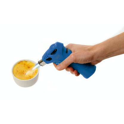 L'ingrediente segreto di un cuoco ?? Questa fiamma ossidrica ricaricabile è ideale per creare il tocco finale di una varietà di piatti e dessert. In negozio e online su tuttochic.live