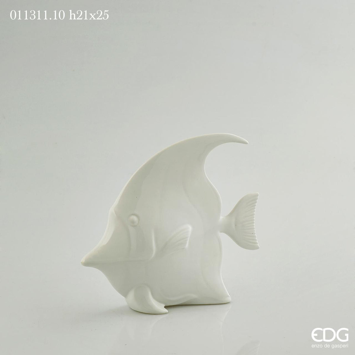 Pesce Disco in porcellana bianca. Dimensioni: cm 25 x 6,5 x 21 h Made in Italy. In negozio e online su tuttochic.live