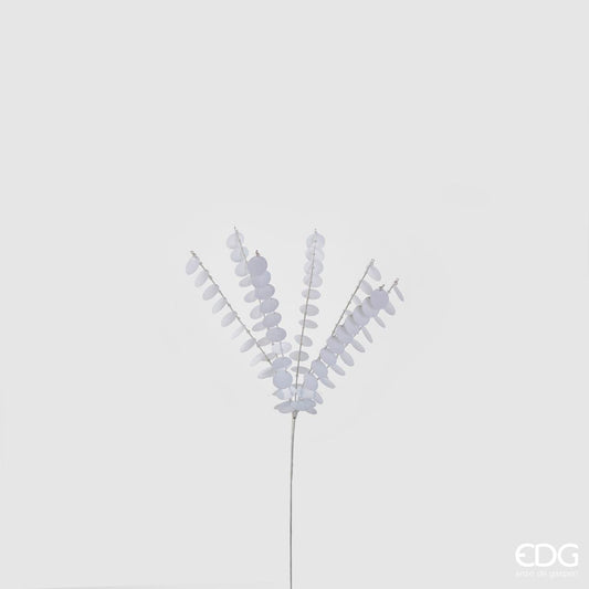 Ramo in metallo e pvc di colore bianco lucido cm 51. Inserito tra i rami dell'albero di Natale o in una composizione di fiori, questo rametto dà volume e un aspetto più raffinato.