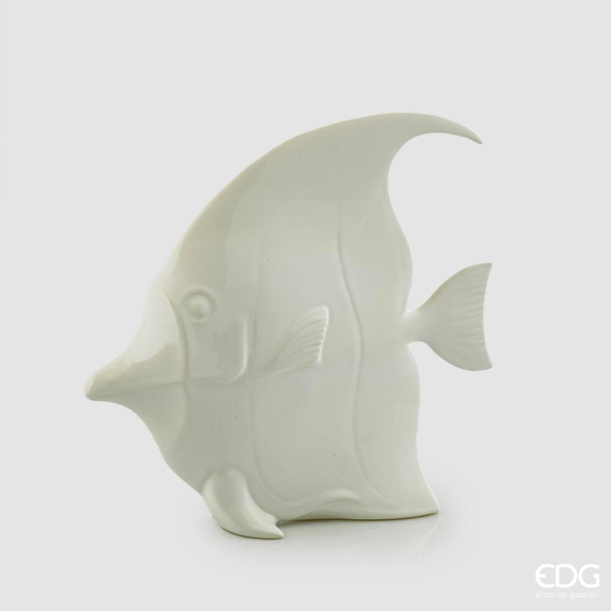 Pesce Disco in porcellana bianca. Dimensioni: cm 32 x 8 x 28 h. Made in Italy. In negozio e online su tuttochic.live