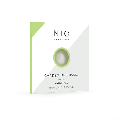 Cocktail Garden of Russia Una versione insolita, fresca e fragrante della Vodka Sour con un tocco di fiori di sambuco. I cocktail NIO sono creati su ricetta di Patrick Pistolesi, miscelati artigianalmente in Italia e confezionati in packaging di design 100% riciclabile. In negozio e online su tuttochic.live