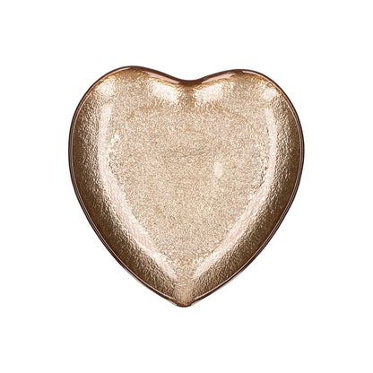Piattino in vetro di colore oro a forma di cuore. Dimensioni: Ø 21,5 cm. Clicca qui per vedere tutta la collezione Neimieipensieri. In negozio e online su tuttochic.live