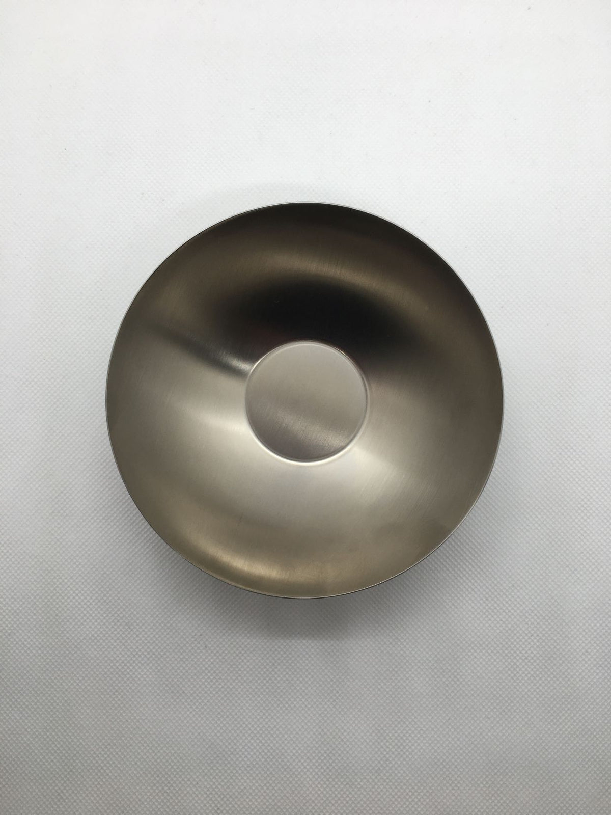 Ciotolina in acciaio inox 18/10 satinato. Dimensioni: diametro cm 12