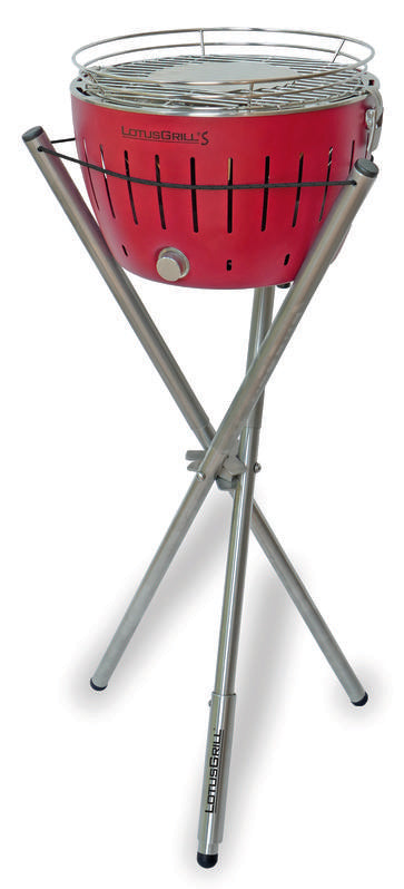 Supporto universale regolabile, pratico e veloce si adatta perfettamente a tutte le misure del LotusGrill. • Per LotusGrill Mini, Standard e XL.• Materiale: acciaio inox, plastica, nylon• Borsa per il trasporto inclusa• Dimensione: 8 x 8 x 82 cm (con borsa) Peso: Kg 2,4. In negozio e online su tuttochic.live