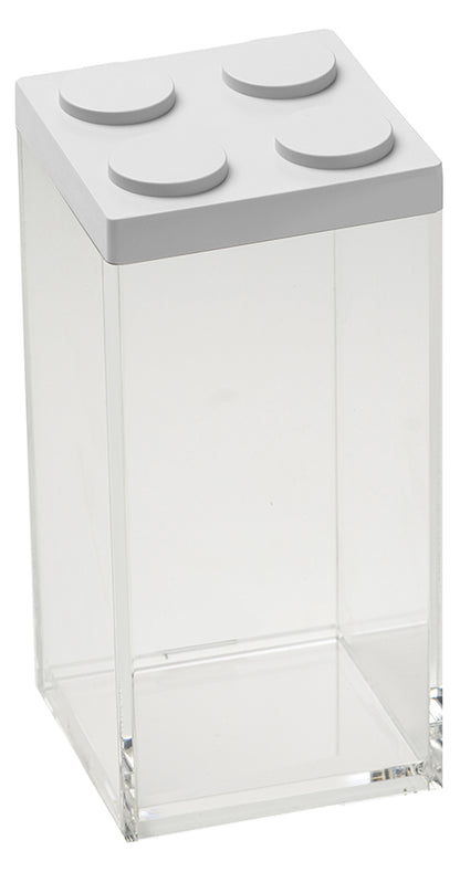 Barattolo contenitore ermetico in acrilico trasparente con coperchio in stile Lego, assemblabili e modulabili. Utilizzabili non solo in cucina, lavabili in lavastoviglie, idonei al contatto alimentare. Dimensione: cm.10 x 10 x h 20,5 Capacità: lt.1,5 Colore: bianco Made in Italy