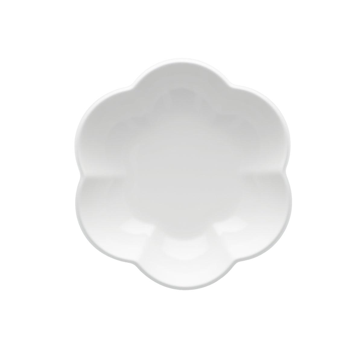 Set di 6 piatti fondi in porcellana di colore bianco diam. 20 x 5h, adatti in forno a microonde e lavastoviglie. Lavabile in lavastoviglie Utilizzabile in microonde Utilizzabile in forno tradizionale. In negozio e online su tuttochic.live