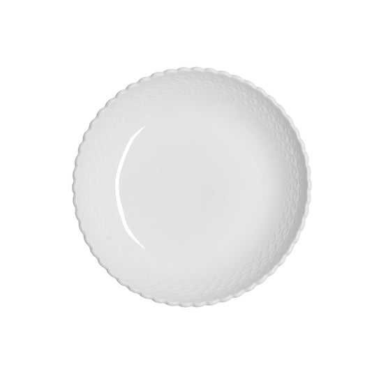Set di 6 piatti fondi in porcellana lavorata di colore bianco. La linea Momenti, per dare un tocco di eleganza ad ogni apparecchiatura. Dimensioni: diametro cm 20, h 4,5 Utilizzabile in forno tradizionale Utilizzabile in forno a microonde Lavabile in lavastoviglie. In negozio e online su tuttochic.live