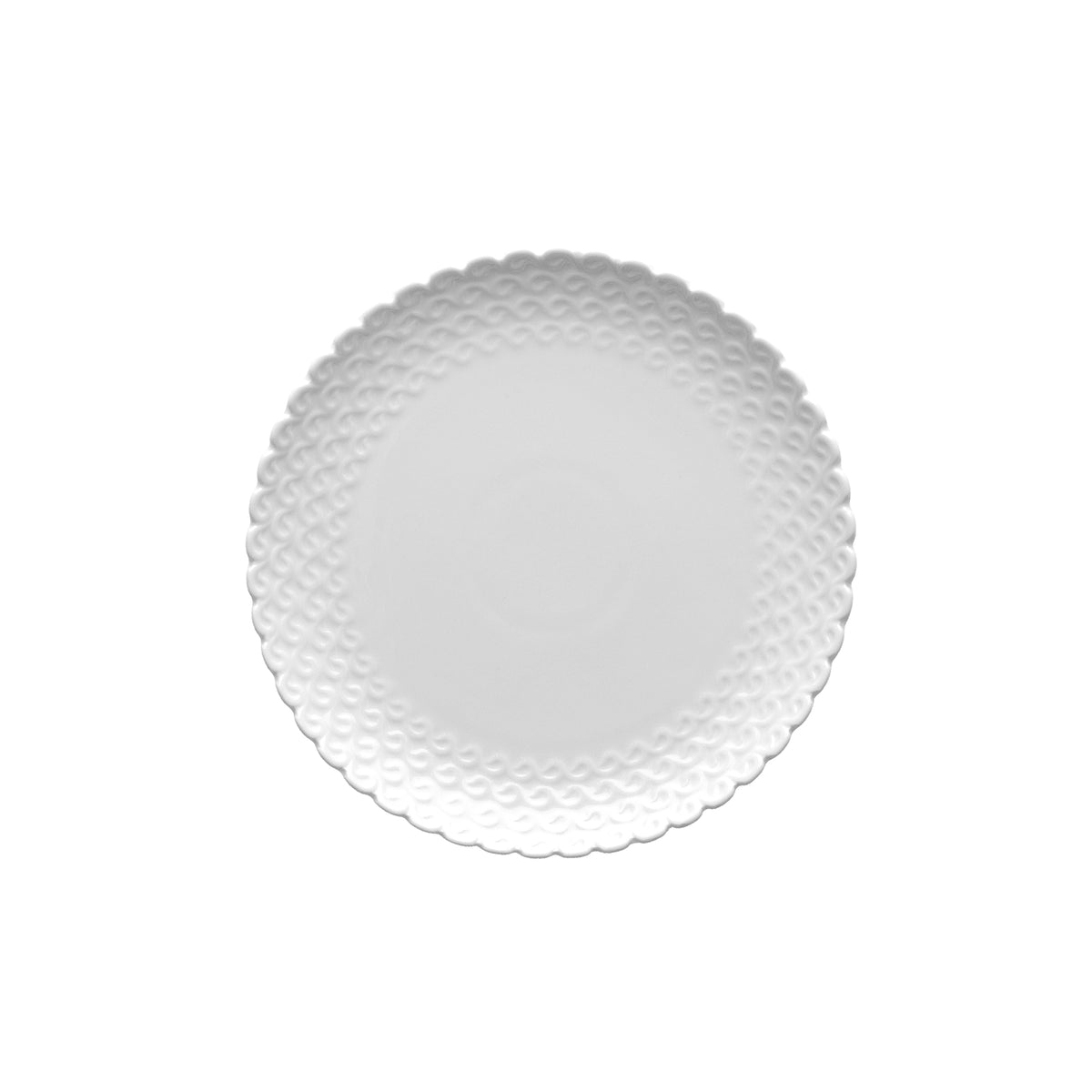 Set di 6 piatti dolce in porcellana bianca. Dimensioni: Ø 18; h2,5 cm Bordi smerlati su piatti, vassoi, piattini, bowl della linea Momenti, per dare un tocco di eleganza ad ogni apparecchiatura. Utilizzabile in forno tradizionale Utilizzabile in microonde Lavabile in lavastoviglie. In negozio e online su tuttochic.live