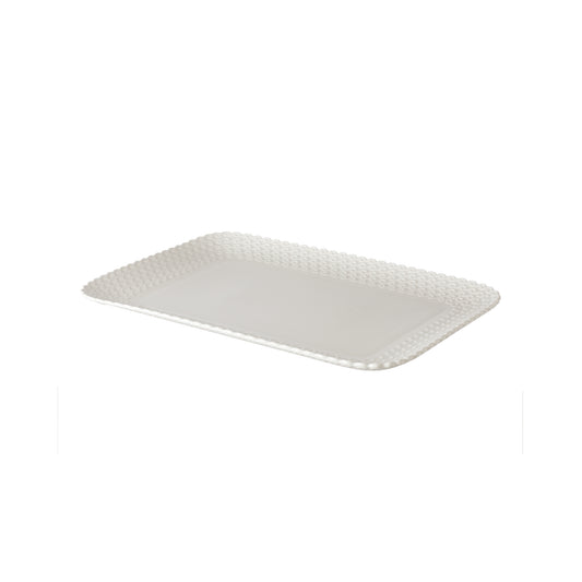 Vassoio pasticceria in porcellana bianca. Dimensioni: 20x13 cm Bordi smerlati su piatti, vassoi, piattini, bowl della linea Momenti, per dare un tocco di eleganza ad ogni apparecchiatura. Utilizzabile in forno tradizionale Utilizzabile in forno a microonde Lavabile in lavastoviglie. In negozio e online su tuttochic.live