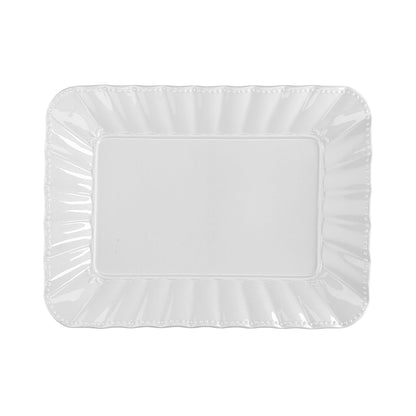 Vassoio rettangolare da portata in porcellana bianca lavorata cm. 35 x 26.Utilizzabile in forno tradizionale, microonde e lavastoviglie. Lavabile in lavastoviglie. Utilizzabile in microonde. In negozio e online su tuttochic.live