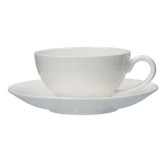 Set di 6 tazze tè con piattino in porcellana bianca. Dimensioni: 220cc Lavabile in lavastoviglie Utilizzabile in microonde Utilizzabile in forno tradizionale. In negozio e online su tuttochic.live