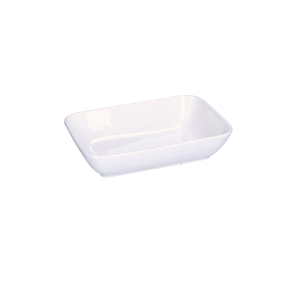 Piatto rettangolare fondo in porcellana bianca. Linea Essenziale New Age Quando il design incontra il food, la linearità diventa la massima espressione dell’eleganza in tavola. Dimensioni: cm 22 X 15 X 5,5 h. Utilizzabile in forno a microonde, tradizionale e lavastoviglie. In negozio e online su tuttochic.live  