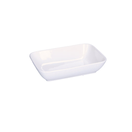 Piatto rettangolare fondo in porcellana bianca. Linea Essenziale New Age Quando il design incontra il food, la linearità diventa la massima espressione dell’eleganza in tavola. Dimensioni: cm 22 X 15 X 5,5 h. Utilizzabile in forno a microonde, tradizionale e lavastoviglie. In negozio e online su tuttochic.live  