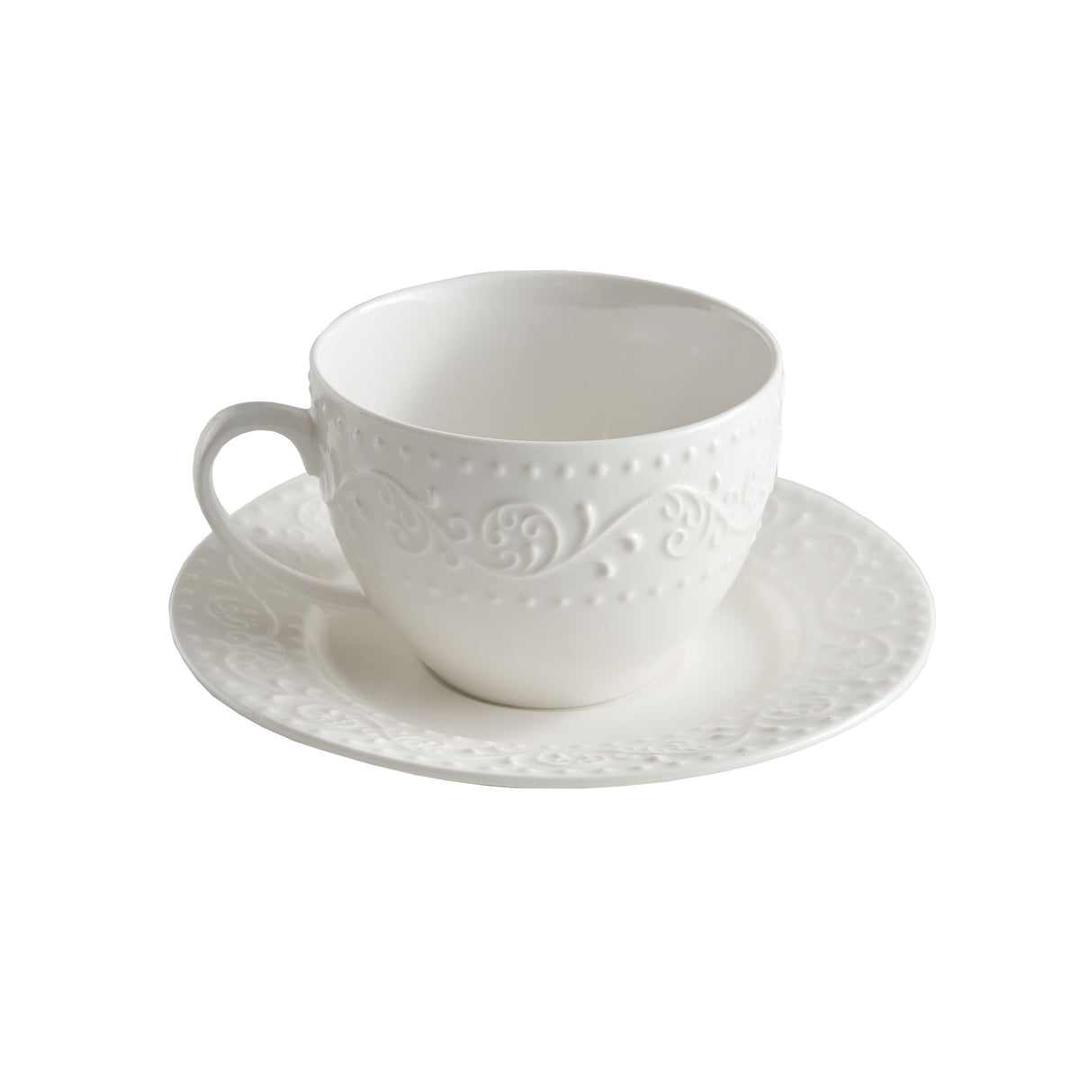 Set di 6 tazze tè con piattino in porcellana bianca. Sognante pervade la tavola di un’atmosfera romantica e ci fa rivivere ogni volta emozioni indelebili. Grazie alle sue linee morbide e delicate. Capacità: 350 cc Utilizzabile in forno tradizionale, microonde e lavastoviglie. In negozio e online su tuttochic.live