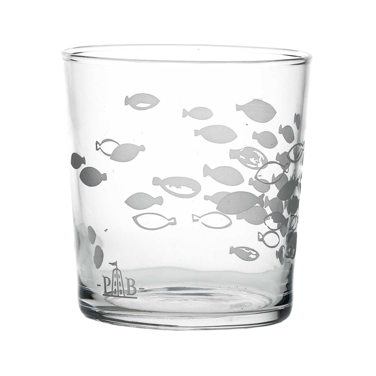 Set di 6 bicchieri in vetro con decoro pesci. Fiori, pesci, geometrie, Babila porta eleganza sulla tavola di tutti giorni combinando la trasparenza del vetro alle sue ricercate serigrafie. Dimensioni: 350 cc; Ø 8,5 h 9 cm. Lavabile in lavastoviglie. In negozio e online su tutttochic.it