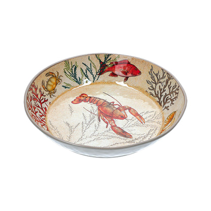 Spaghettiera in melamina con decoro marino. La melamina, un materiale resistente, leggero, altamente igienico e di facile manutenzione. Dimensioni: cm Ø 37 x h11,5. Lavabile in lavastoviglie. Non Utilizzabile in microonde e in forno tradizionale. In negozio e online su tuttochic.live