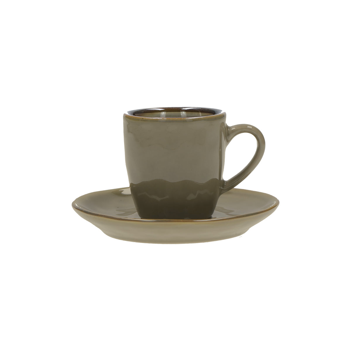 Tazzina caffè con piattino di colore grigio tortora della linea Concerto.  L’apparecchiatura è bellissima tono su tono o nei diversi abbinamenti di colore. Materiale: Stoneware Capacità: 90 cc Lavabile in lavastoviglie. Utilizzabile in microonde. Non Utilizzabile in forno tradizionale. In negozio e online su tuttochic.live