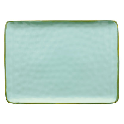 Vassoio rettangolare in porcellana di colore verde acqua. Colori e forme moderne si mescolano con armonia ed elementi della tradizione. Dimensioni: cm 36 x 26,5. In negozio e online su tuttochic.live