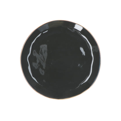 Piatto piano di colore nero della linea Concerto. L’apparecchiatura è bellissima tono su tono o nei diversi abbinamenti di colore. Materiale: Stoneware Dimensioni: Ø 27 cm Lavabile in lavastoviglie Utilizzabile in microonde Non Utilizzabile in forno tradizionale. In negozio e online su tuttochic.live